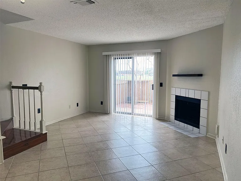 2910 Grants Lake Blvd #704 — Photo 9