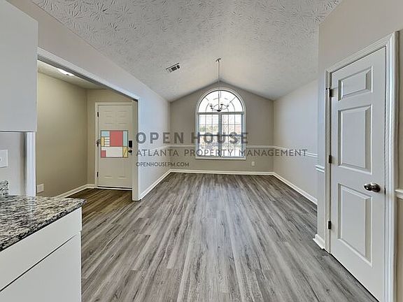 5th image of 6245 Glen Port Cir