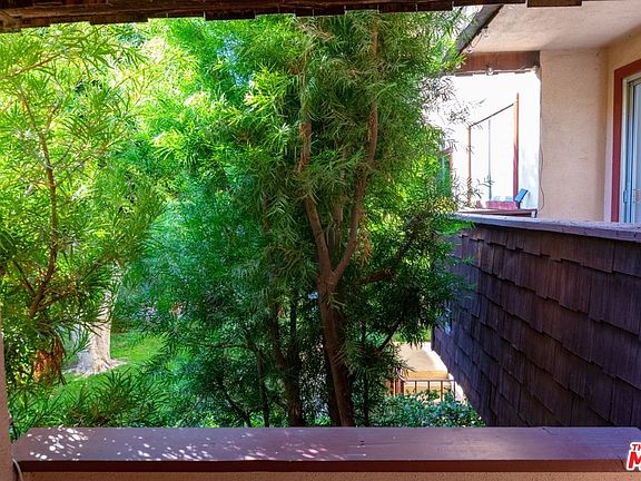 3rd image of 5400 Newcastle Ave APT 13