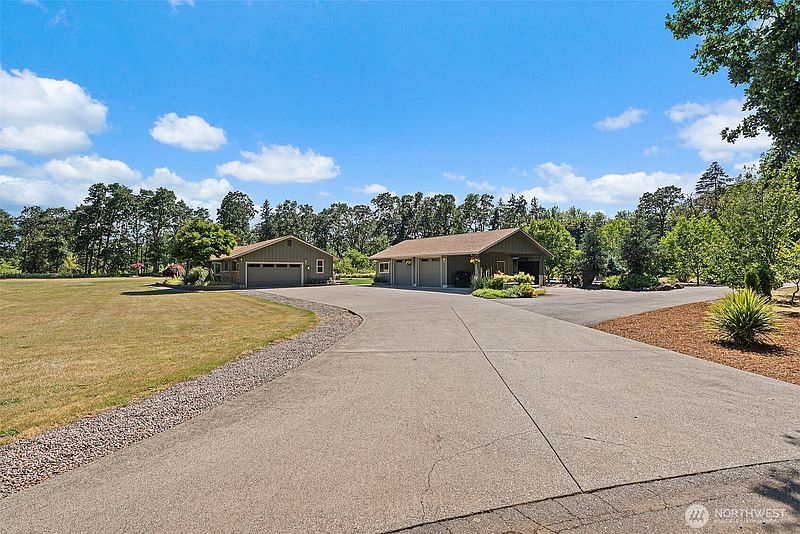 3rd image of 2949 Harrison Avenue