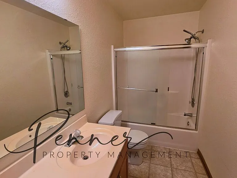 3114 S Cedar Crest Ct — Photo 7