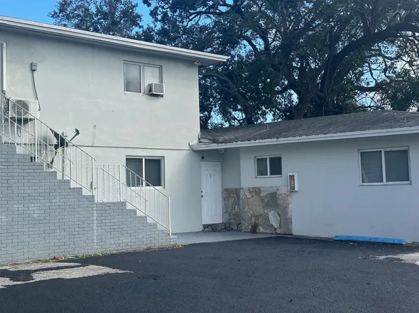 126 NW 8th Ave APT 1, Dania, FL 33004