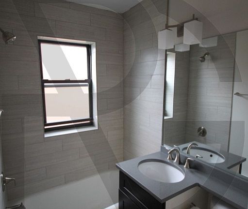 3rd image of 2420 N Kedzie Blvd #2420311
