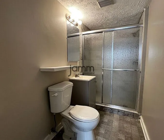 3911 Bridge Ave #B — Photo 6