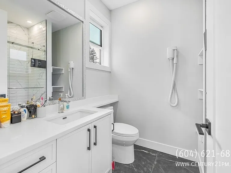 20264 27a Ave #UPPER — Photo 33