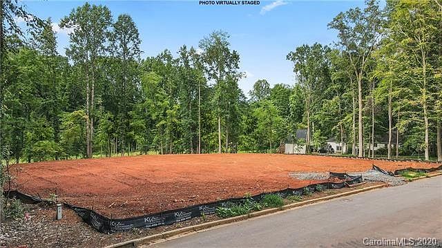 1st image of 4013 Columbine Cir