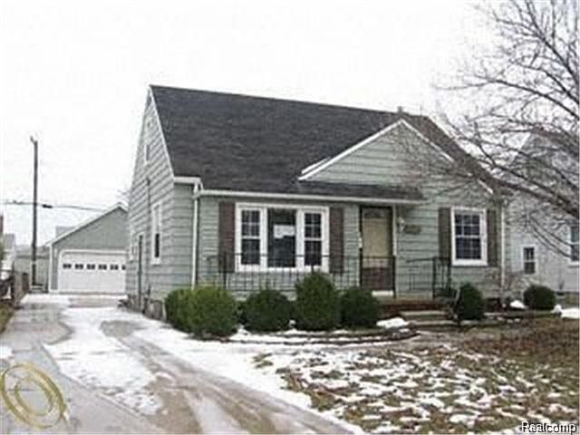 2nd image of 21850 Gascony Ave