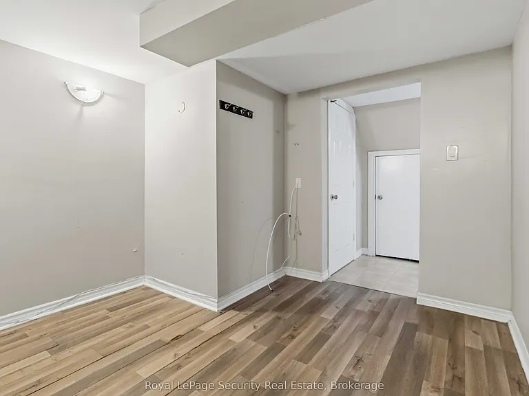 3372 Fellmore Dr #BASEMENT — Photo 19