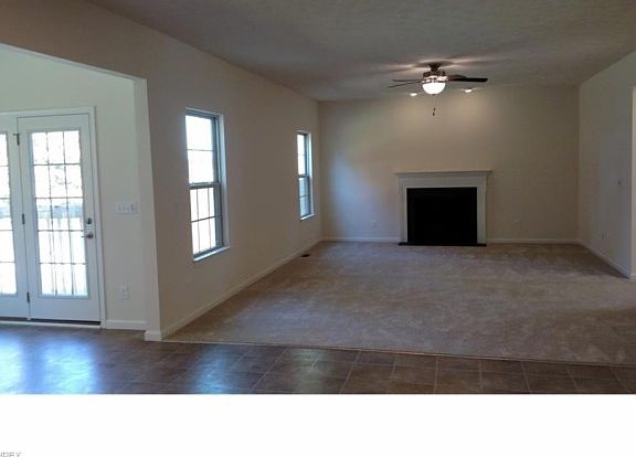 5th image of 10288 Flagstone Dr