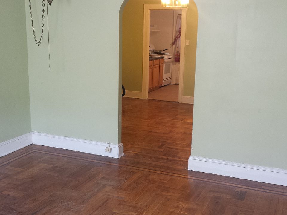Living rm, Dining rm, Kitchen