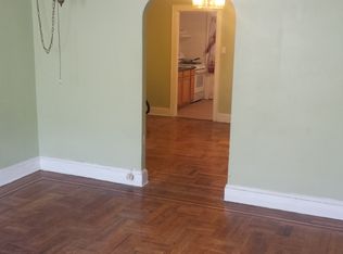 855 E 215th St, Bronx, NY 10467