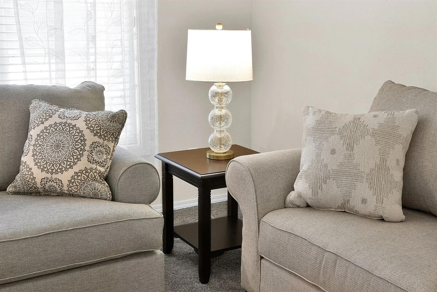 4 bed, 2.5 bath, 2497 sqft, $7,277 — Photo 4