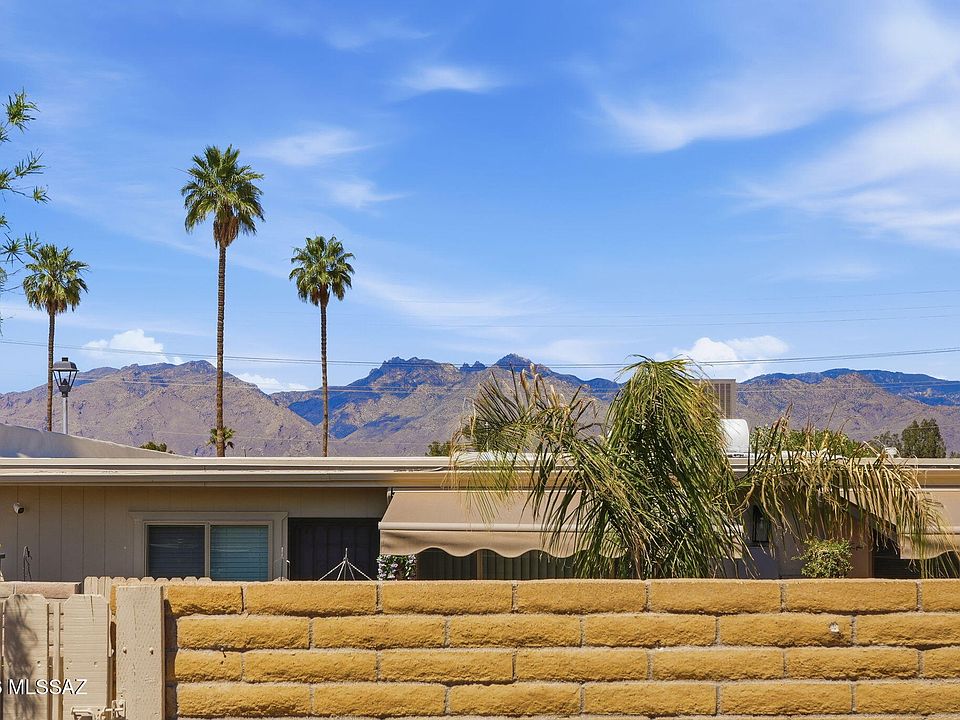 1st image of 1002 N Caribe Ave