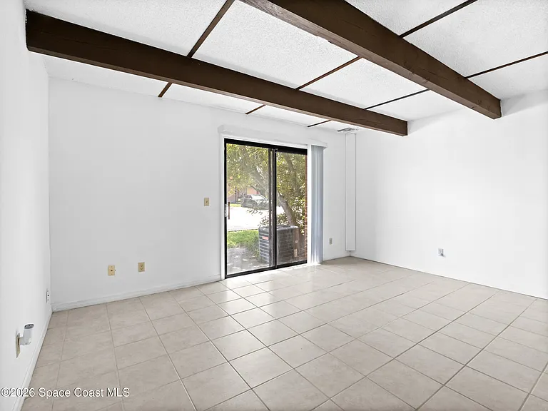 4616 Overlook Dr NE #14 — Photo 8