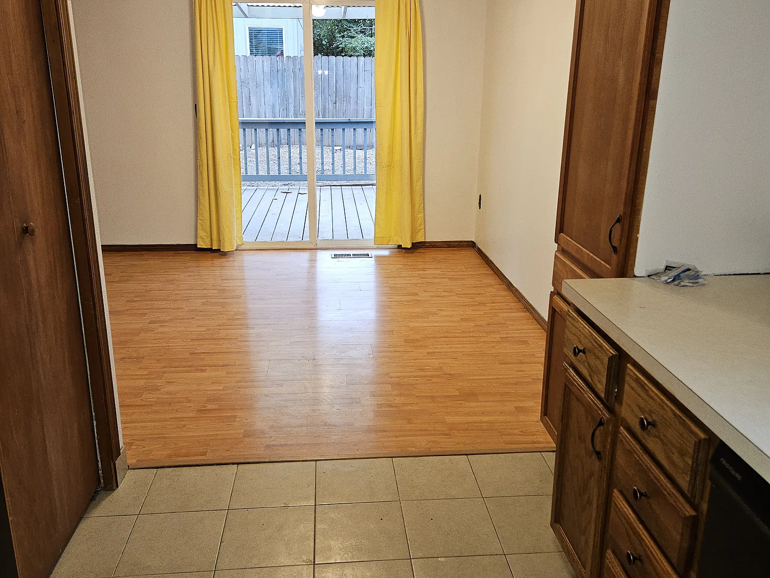 3 bed, 2.5 bath, 1218 sqft, $2,500 — Photo 4