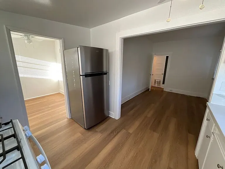 545 N Oakland Ave #3 — Photo 10