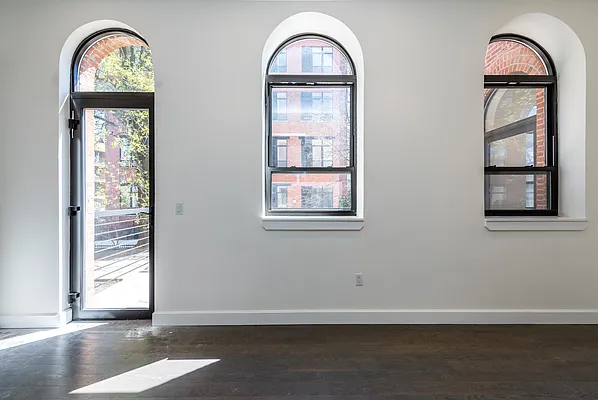 Rented by Nooklyn NYC LLC | media 6