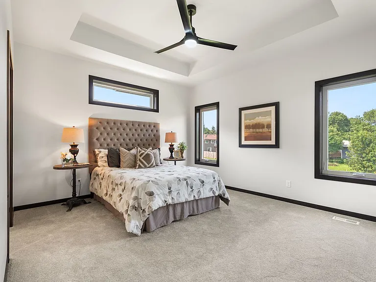 1115 S Foss Ave — Photo 11