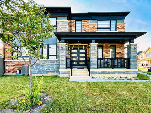 3rd image of 30 Boothill Dr