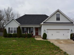 318 Airport Rd, Portland, TN 37148