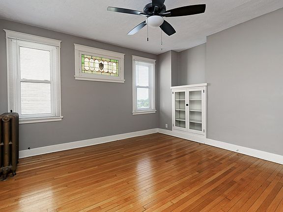 5th image of 2971-2973 Glenmore Ave