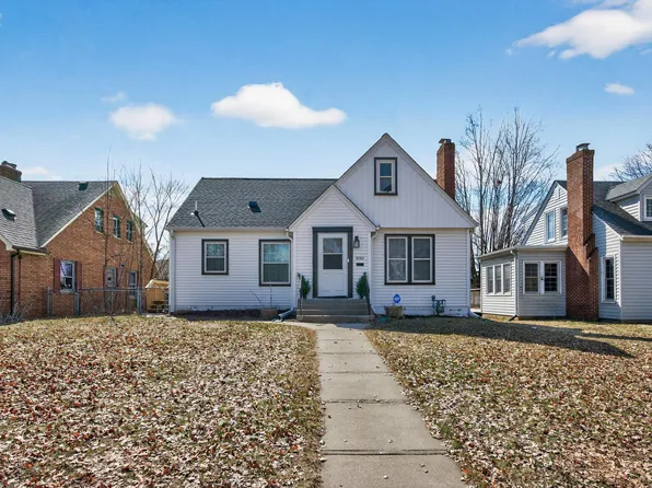 930 Hawthorne Ave E, Saint Paul, MN 55106