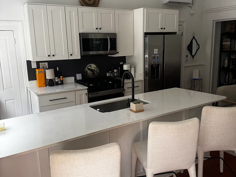 34 Chalmers St #1 — Photo 6