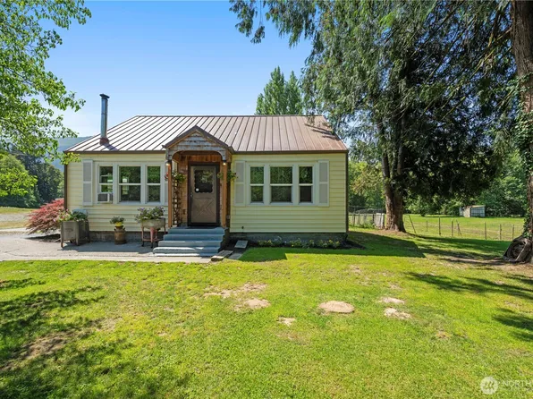 21716 State Route 530 NE, Arlington, WA 98223