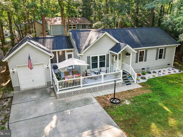 100 Abbyshire Rd, Ocean Pines, MD 21811