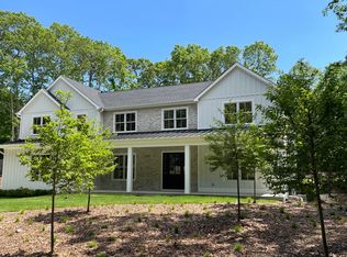 18 Barnes Ave, East Hampton, NY 11937