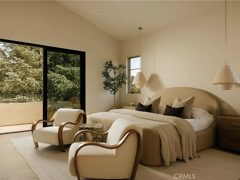 4940 Hesperia Ave — Photo 25