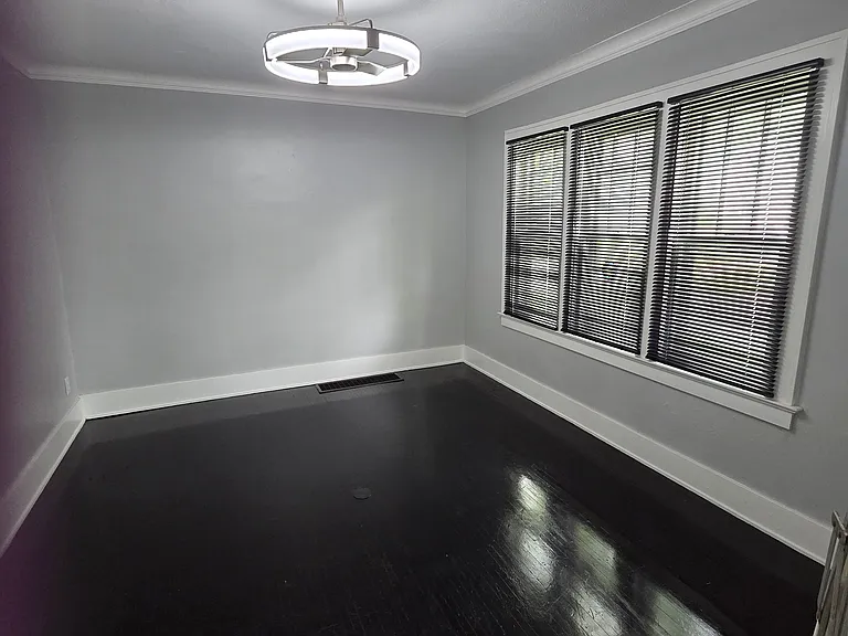 485 Sawyer St — Photo 7