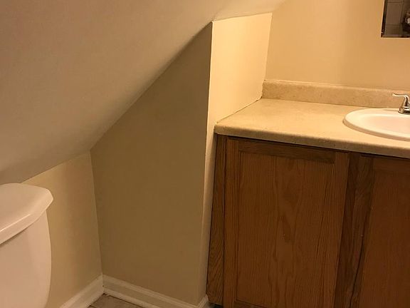 5th image of 1840 N Richmond St #2