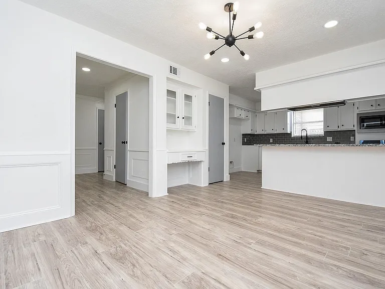 15814 Winding Moss Dr — Photo 11