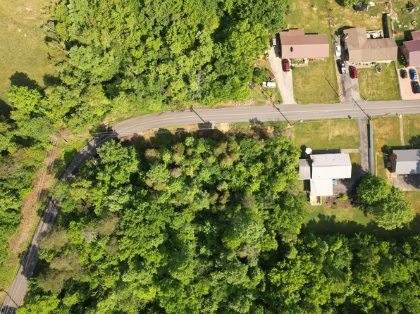 Pond Springs Rd, Kingsport, TN 37664