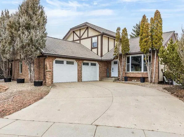 8 Ross View Bay SE, Medicine Hat, AB T1B 3H9