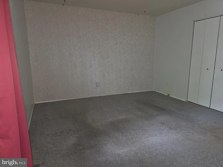 3301 Heidi Ln — Photo 10