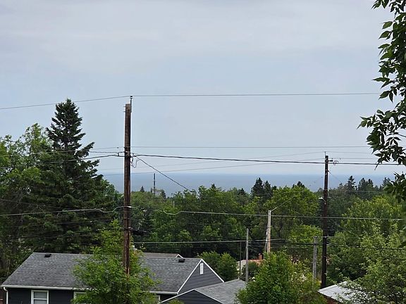 2nd image of 16 Carter Ln