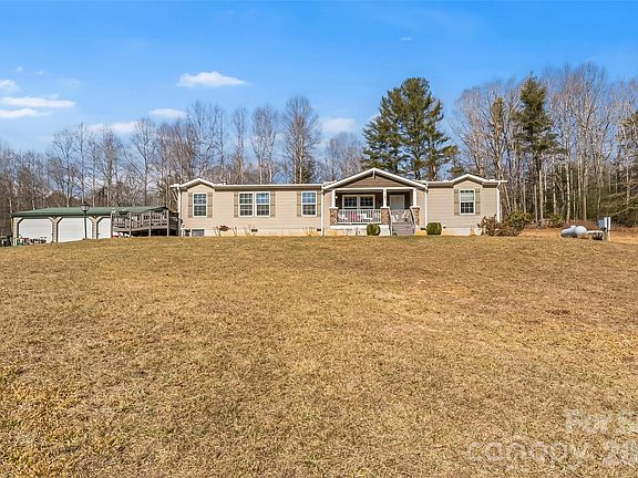 3rd image of 719 Smyre Rd