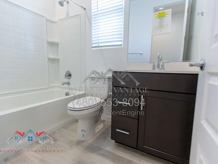 4204 E Enmark Dr — Photo 8