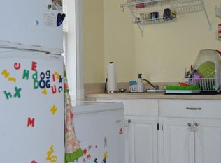 136 Everett St #1, Boston, MA 02128