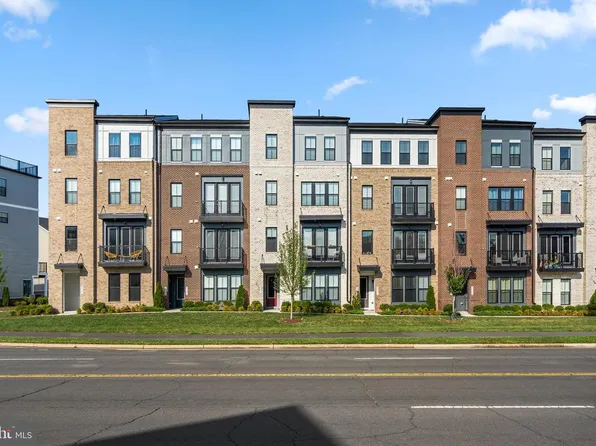 43376 Farringdon Sq, Ashburn, VA 20148