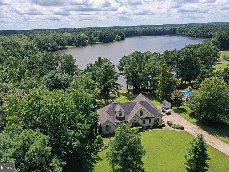 1st image of 8112 Pintail Dr