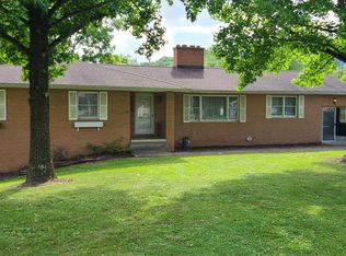 2247 Hickman Rd NE, Newark, OH 43055