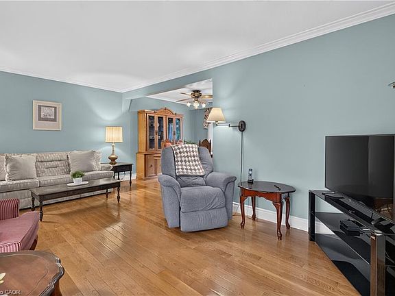 3rd image of 1229 Nottingham Ave