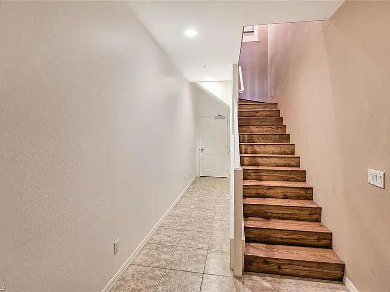 8949 Malibu St #304 — Photo 5