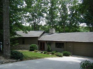 2nd image of 29 Lakeside Cir