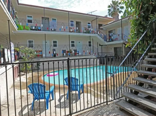 Chateau 8924 Van Nuys Apartments, LLC, 8924 Van Nuys Blvd, Panorama City, CA 91402