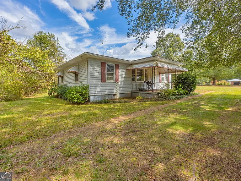 2731 Ila Rd — Photo 1