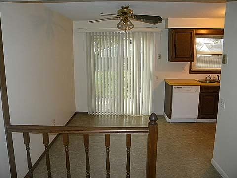 3rd image of 4802 Ashland Ave